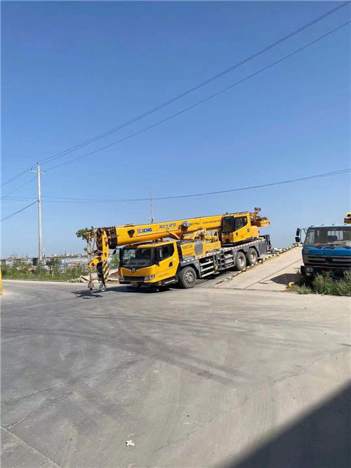 日喀则市吊车作业时，可能会产生哪些额外收费项目？