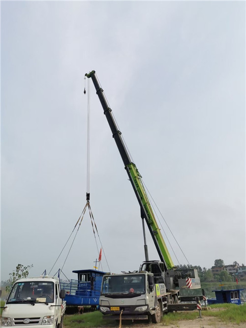 日喀则市桥梁建设吊装案例
